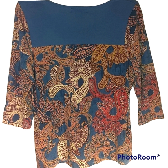 Liz Claiborne, Paisley Top - Picture 3 of 3